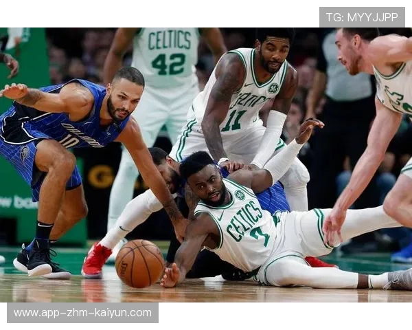 布朗关键三分，凯尔特人进攻带来绝对压力