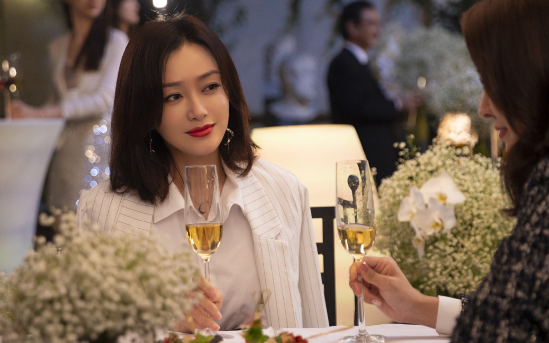 中国足球青少年足球普及活动不断扩大，中国足球青少年足球普及活动不断扩大和增强